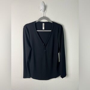 Athleta Wind Down Sleep Top